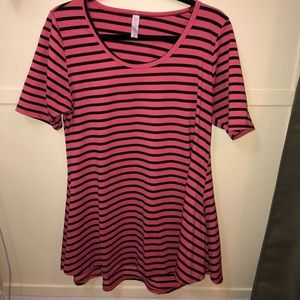 LULAROE Irma tunic pink and black